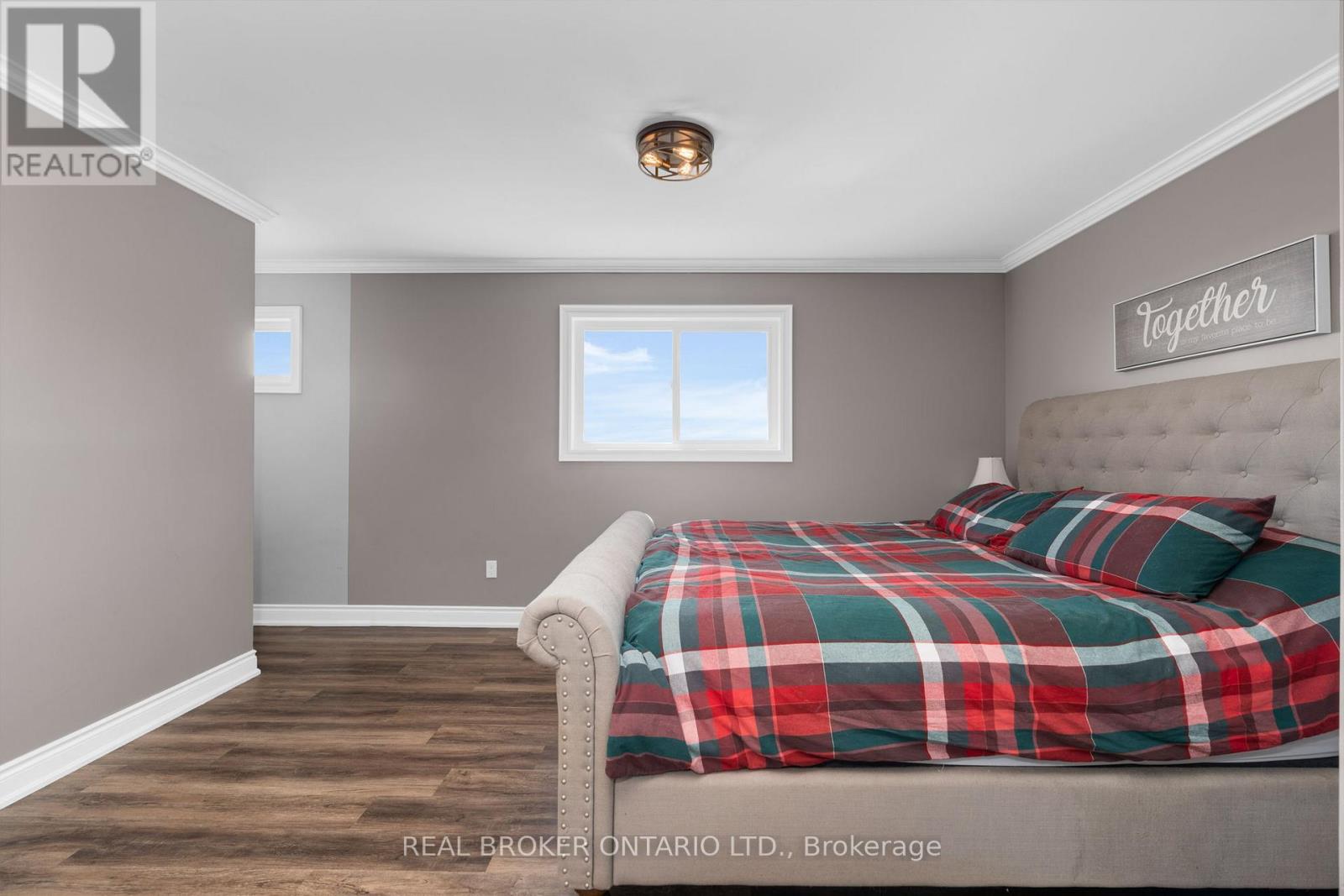 4542 6 Sunnidale Concession, Clearview, Ontario  L0M 1S0 - Photo 22 - S12414615