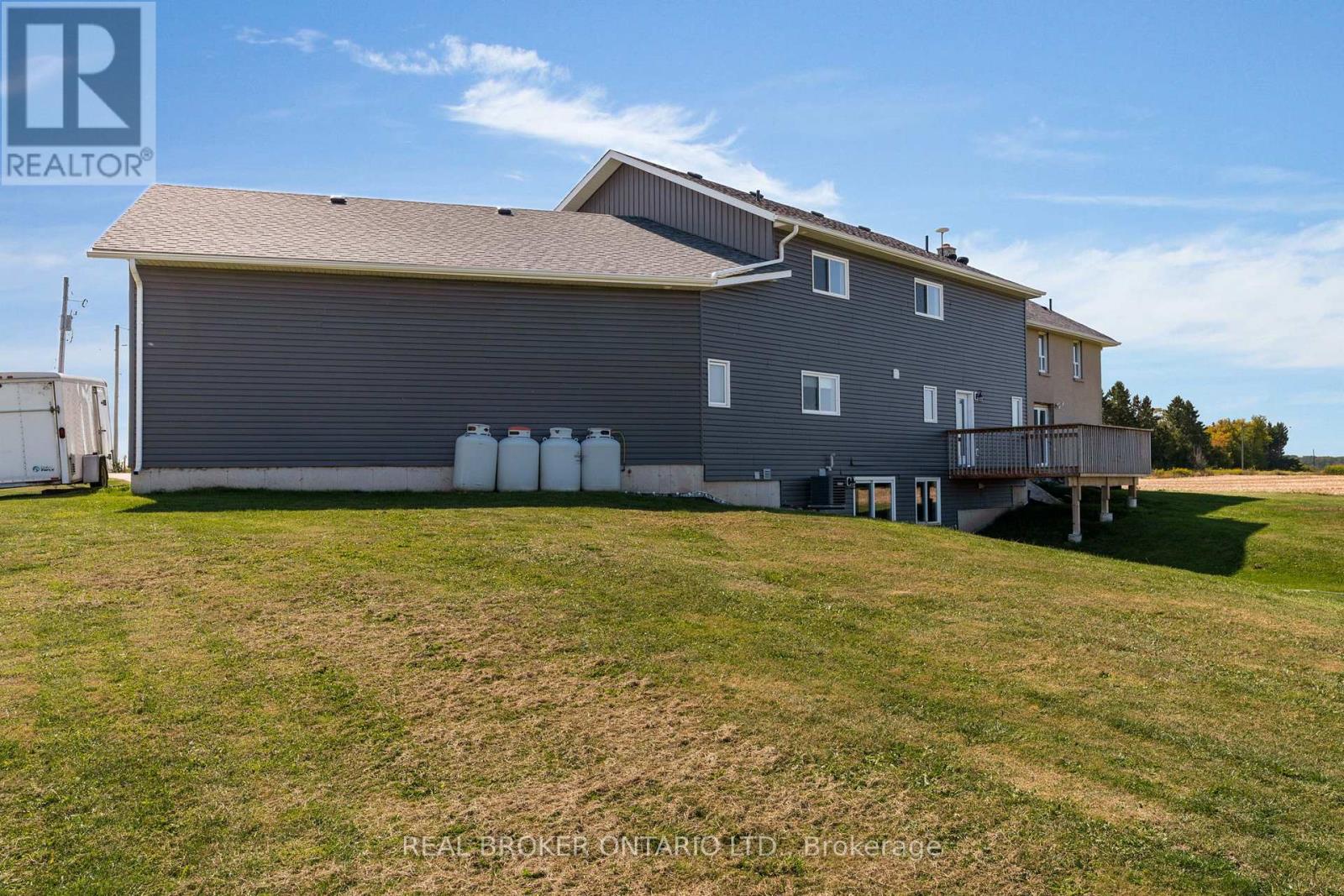 4542 6 Sunnidale Concession, Clearview, Ontario  L0M 1S0 - Photo 40 - S12414615