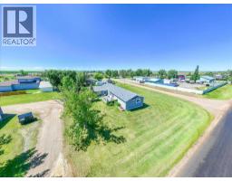 513 Railway Avenue, Rural Vulcan County, Ca
