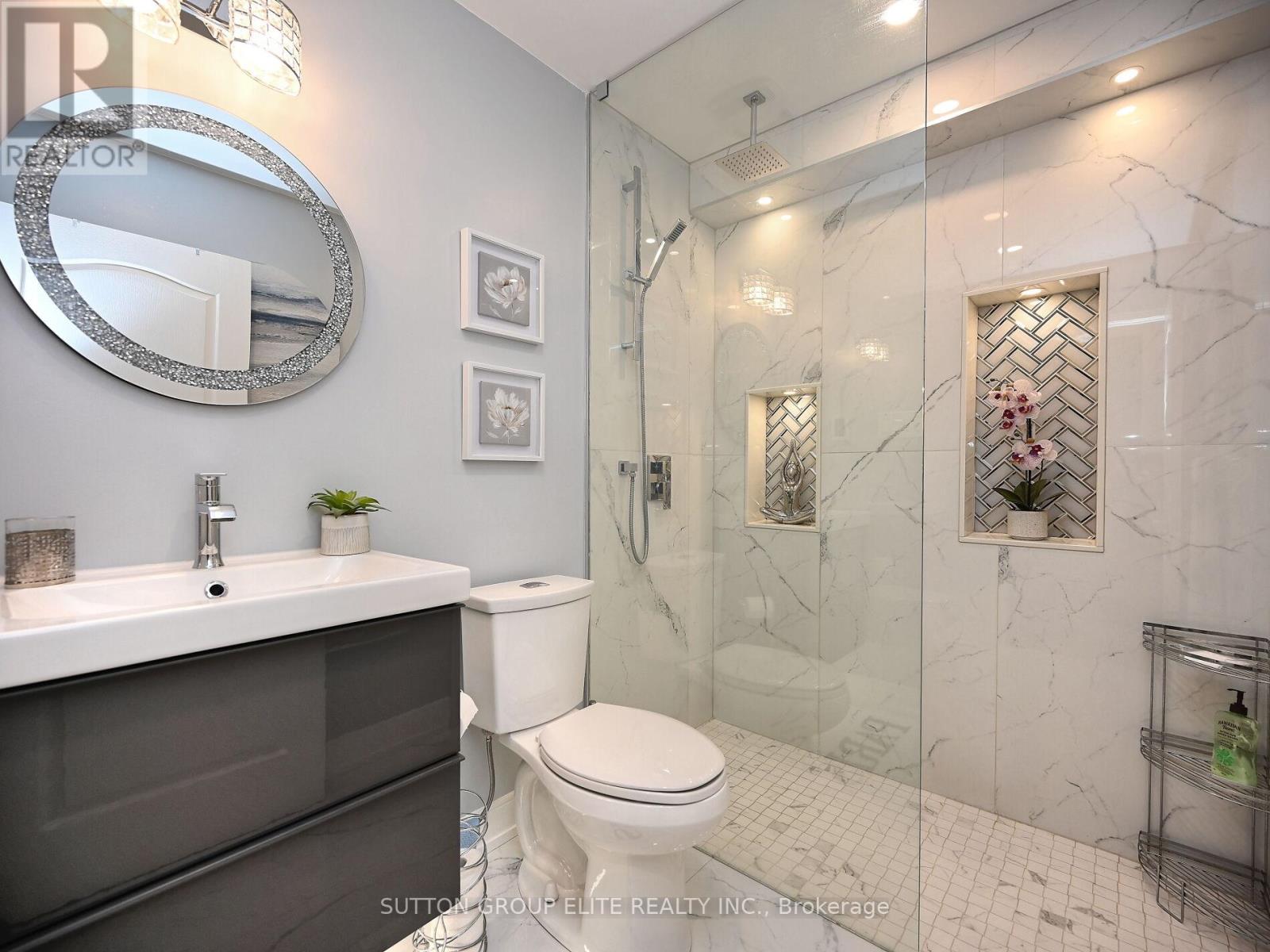 48 - 601 Shoreline Drive, Mississauga, Ontario  L5B 4K7 - Photo 38 - W12414496