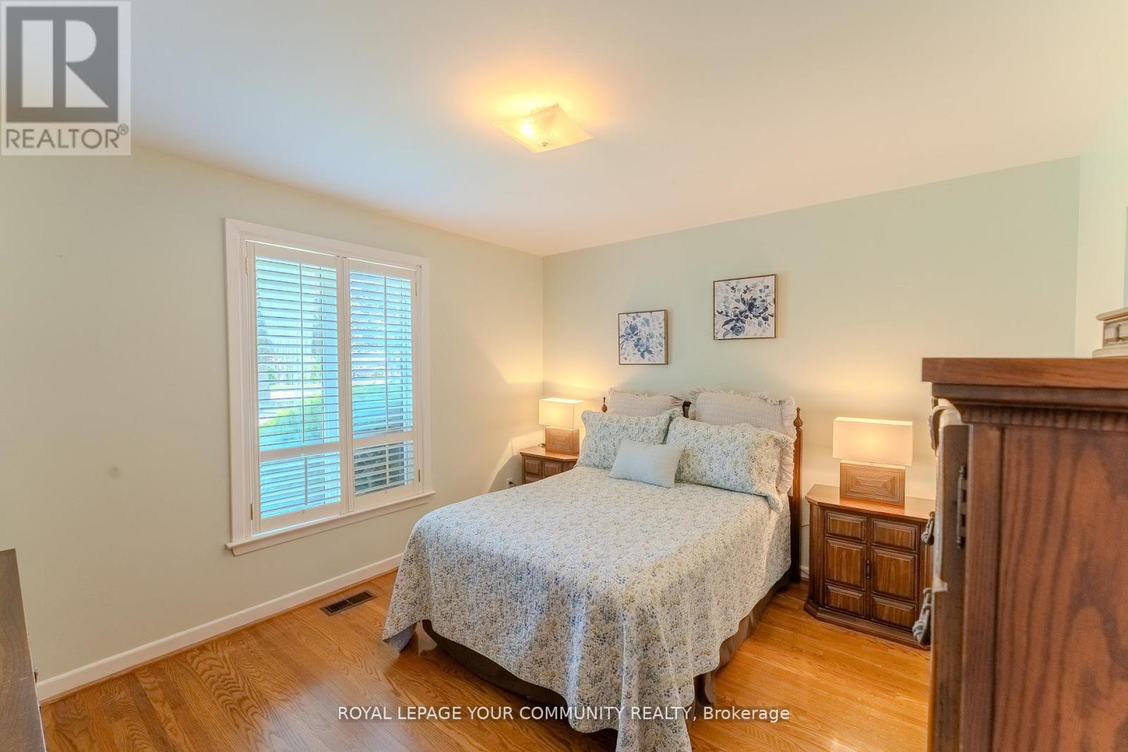 50 Council Crescent, Toronto, Ontario  M3J 1J6 - Photo 10 - W12414536
