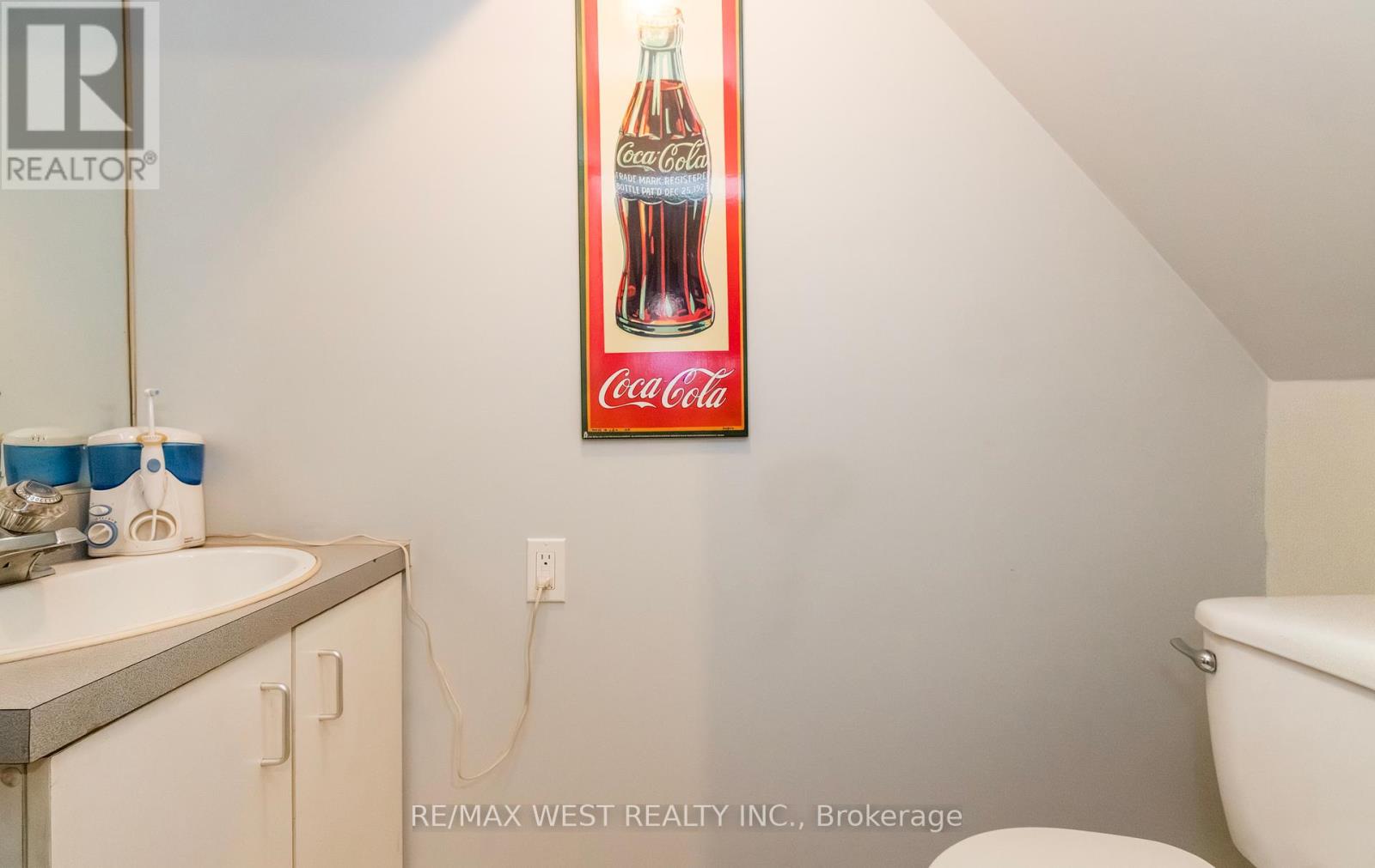 62 Allenby Avenue, Toronto, Ontario  M9W 1S6 - Photo 22 - W12414547