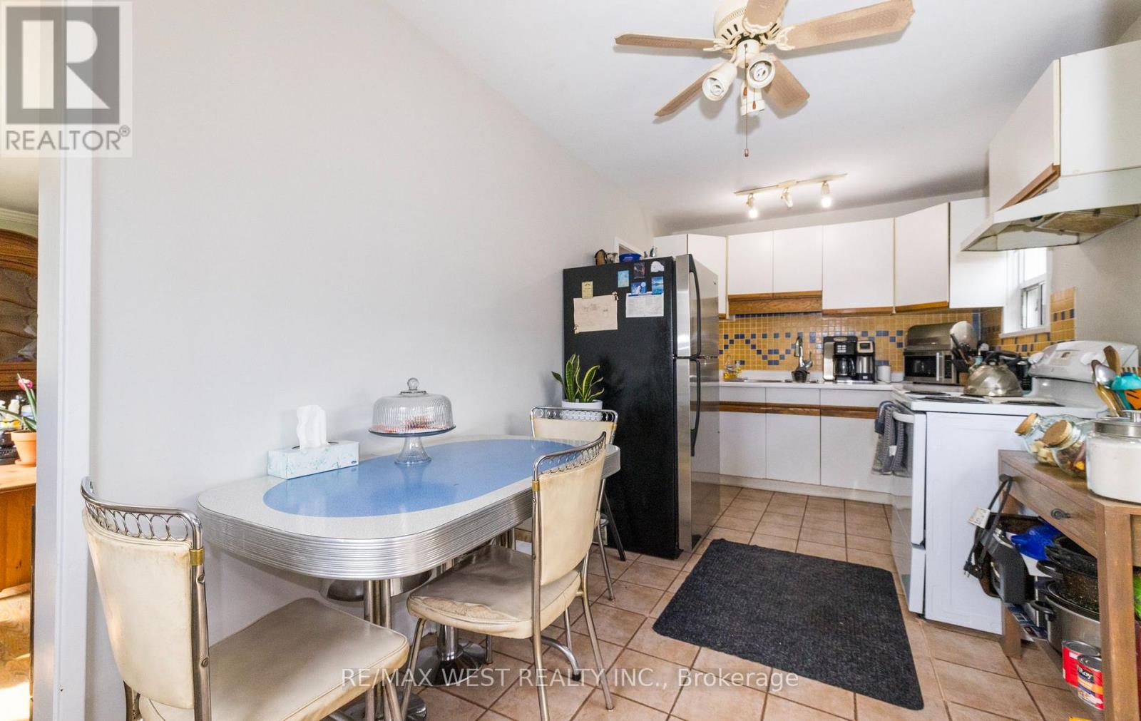 62 Allenby Avenue, Toronto, Ontario  M9W 1S6 - Photo 9 - W12414547