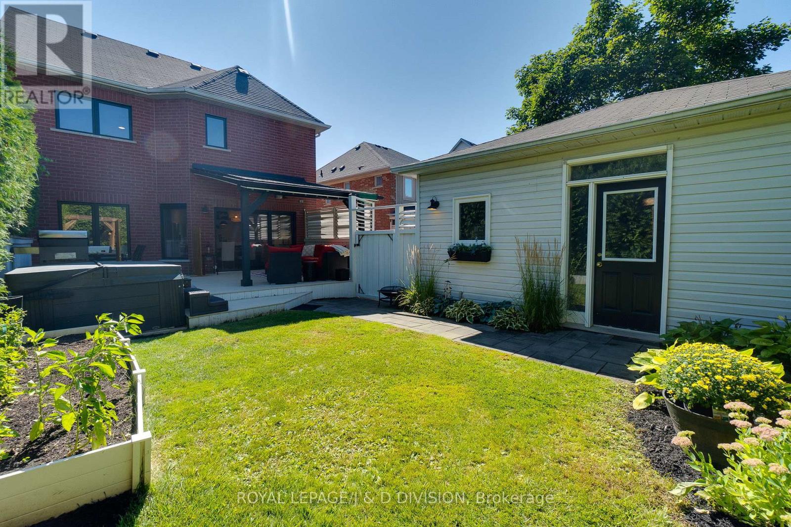 2448 Capilano Crescent, Oakville, Ontario  L6H 6L3 - Photo 45 - W12414563
