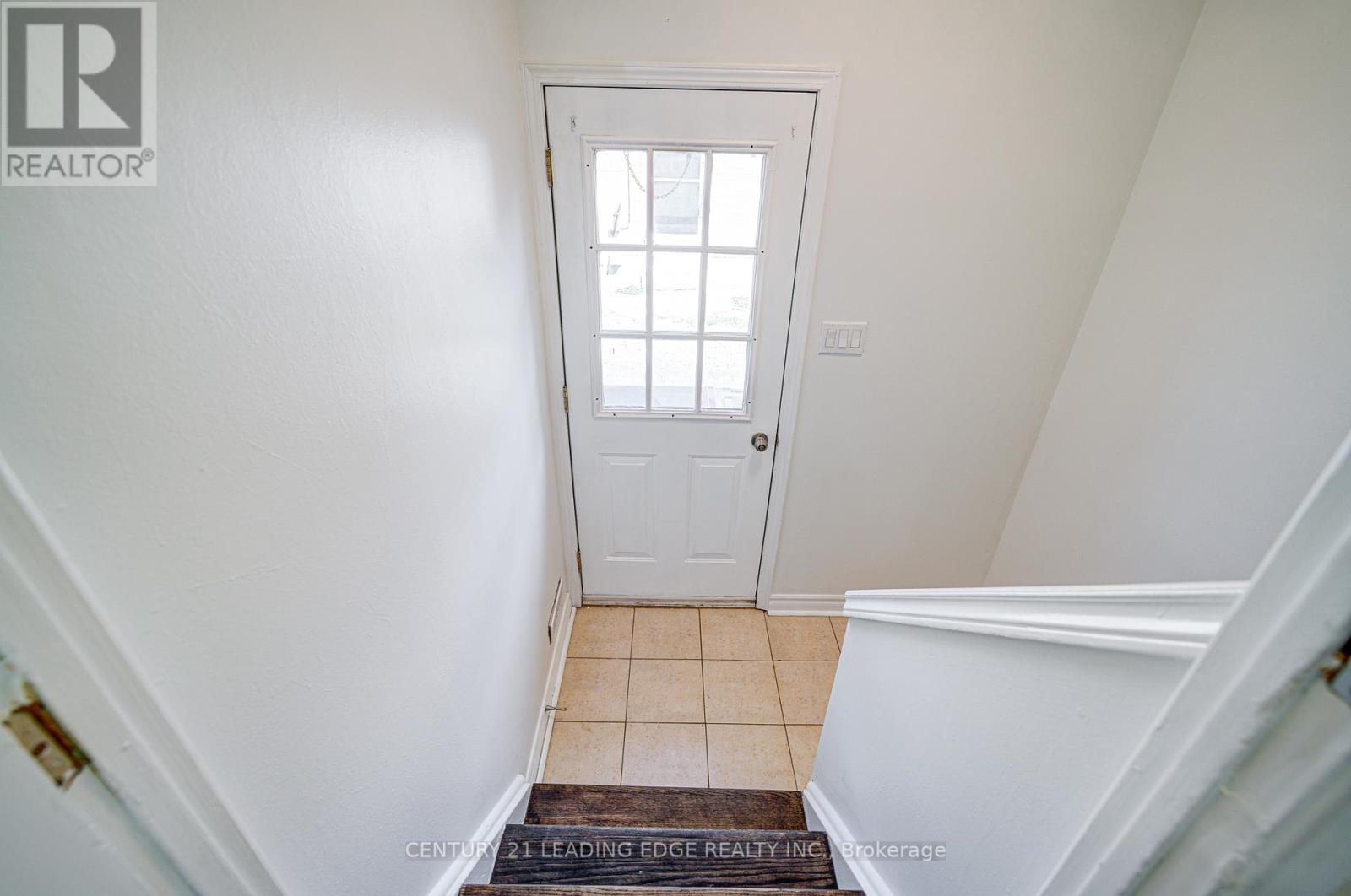 55 Crawford Drive, Brampton, Ontario  L6V 2C6 - Photo 27 - W12414605
