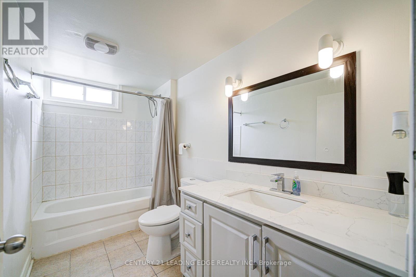 55 Crawford Drive, Brampton, Ontario  L6V 2C6 - Photo 40 - W12414605