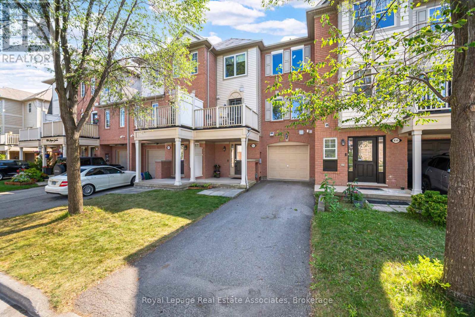 932 BURGESS GARDENS, Milton, Ontario