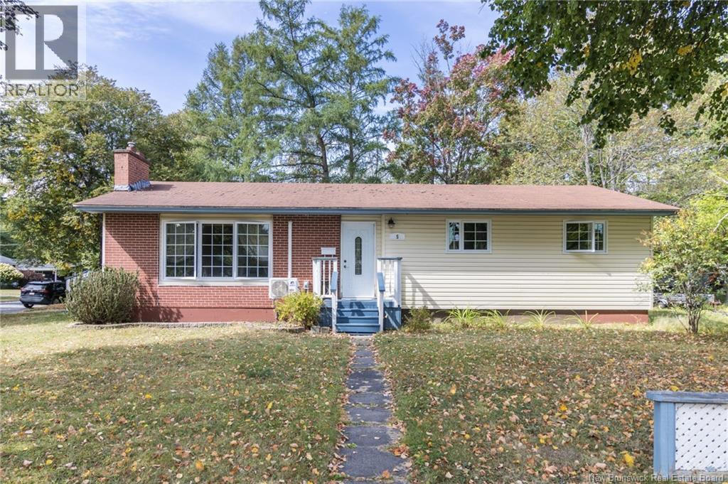 5 Walker Street, Fredericton, New Brunswick