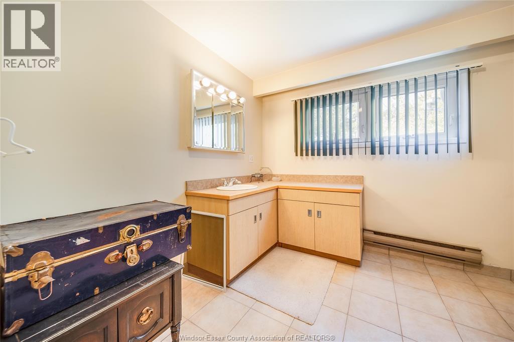 2889 Alexandra Avenue, Windsor, Ontario  N9A 2J8 - Photo 32 - 25023757