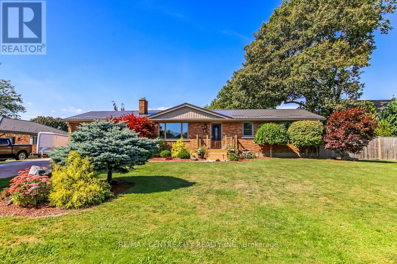 388 Larry Street, Central Elgin, Ontario  N5L 1H5 - Photo 39 - X12408676