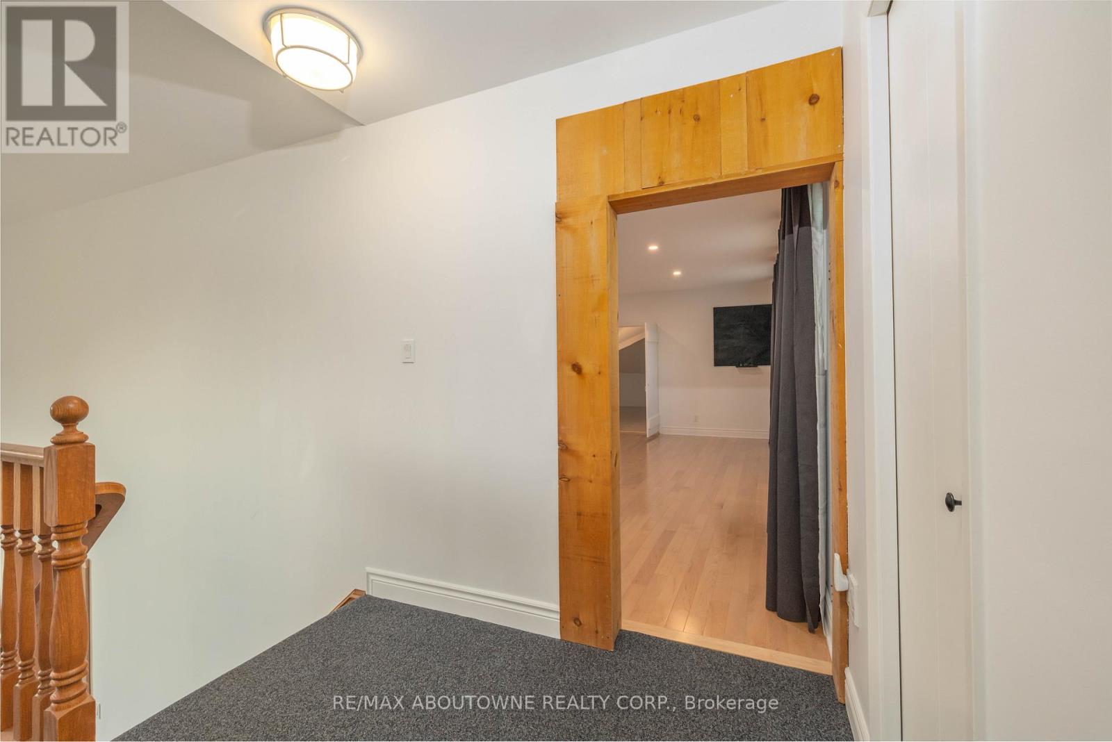 3276 Governors Road, Hamilton, Ontario  L0R 1T0 - Photo 30 - X12414455