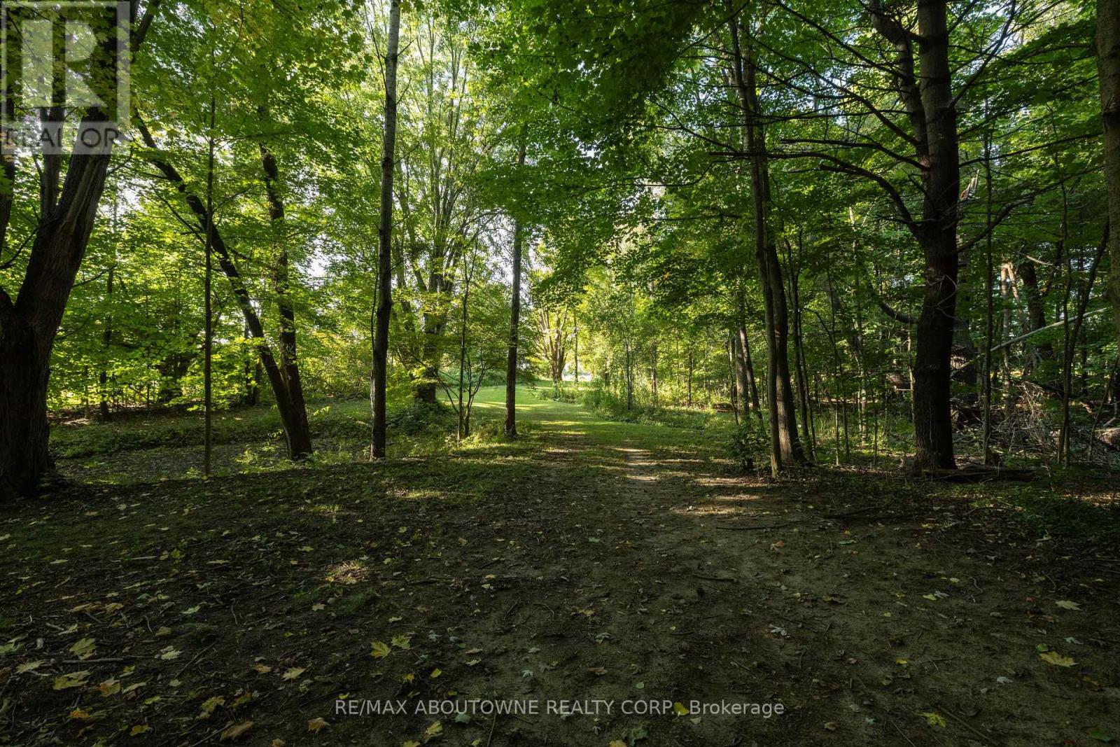 3276 Governors Road, Hamilton, Ontario  L0R 1T0 - Photo 49 - X12414455