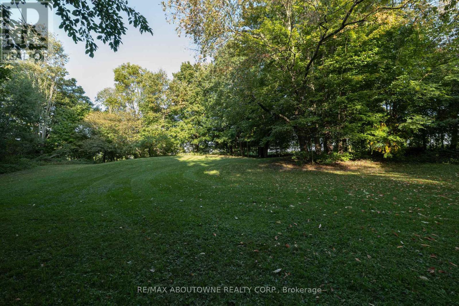 3276 Governors Road, Hamilton, Ontario  L0R 1T0 - Photo 50 - X12414455