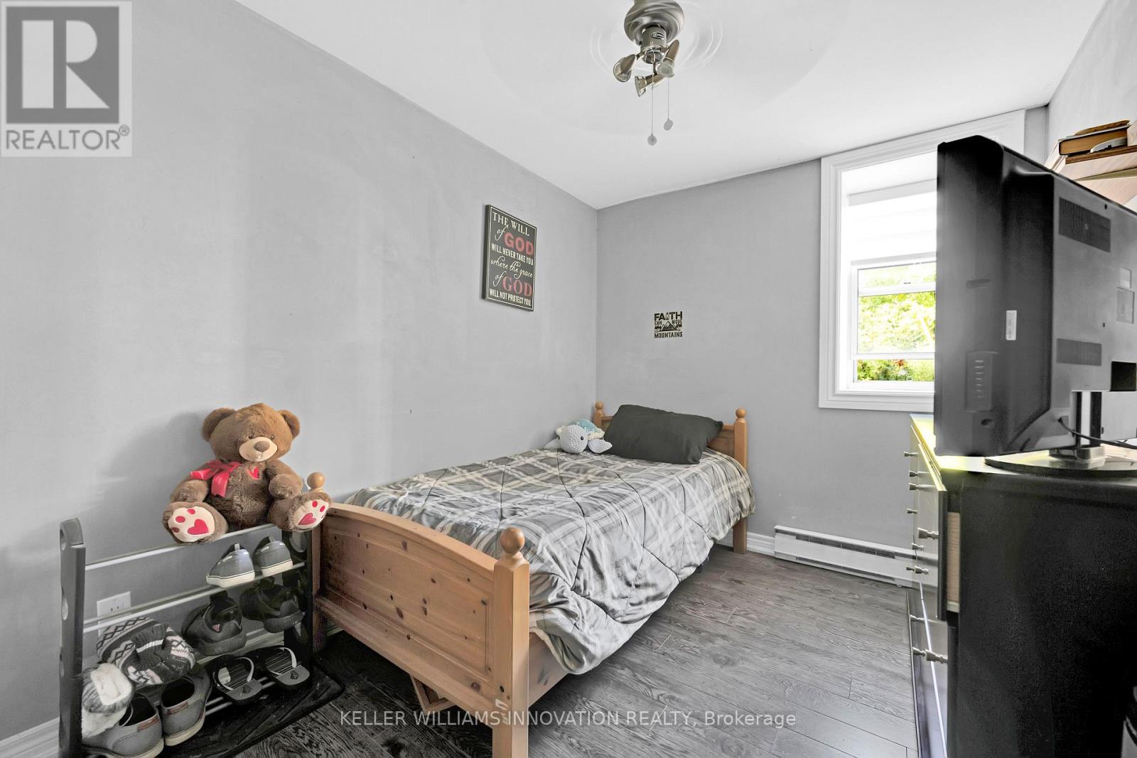 4249 Academy Street, Lincoln, Ontario  L0R 1B0 - Photo 13 - X12414475