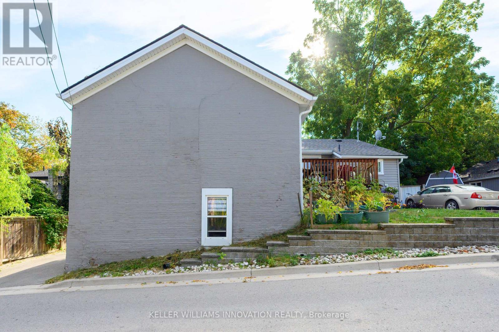 4249 Academy Street, Lincoln, Ontario  L0R 1B0 - Photo 24 - X12414475