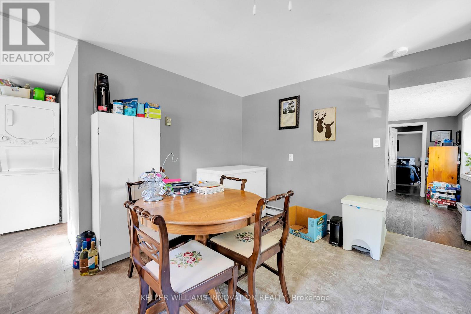 4249 Academy Street, Lincoln, Ontario  L0R 1B0 - Photo 5 - X12414475