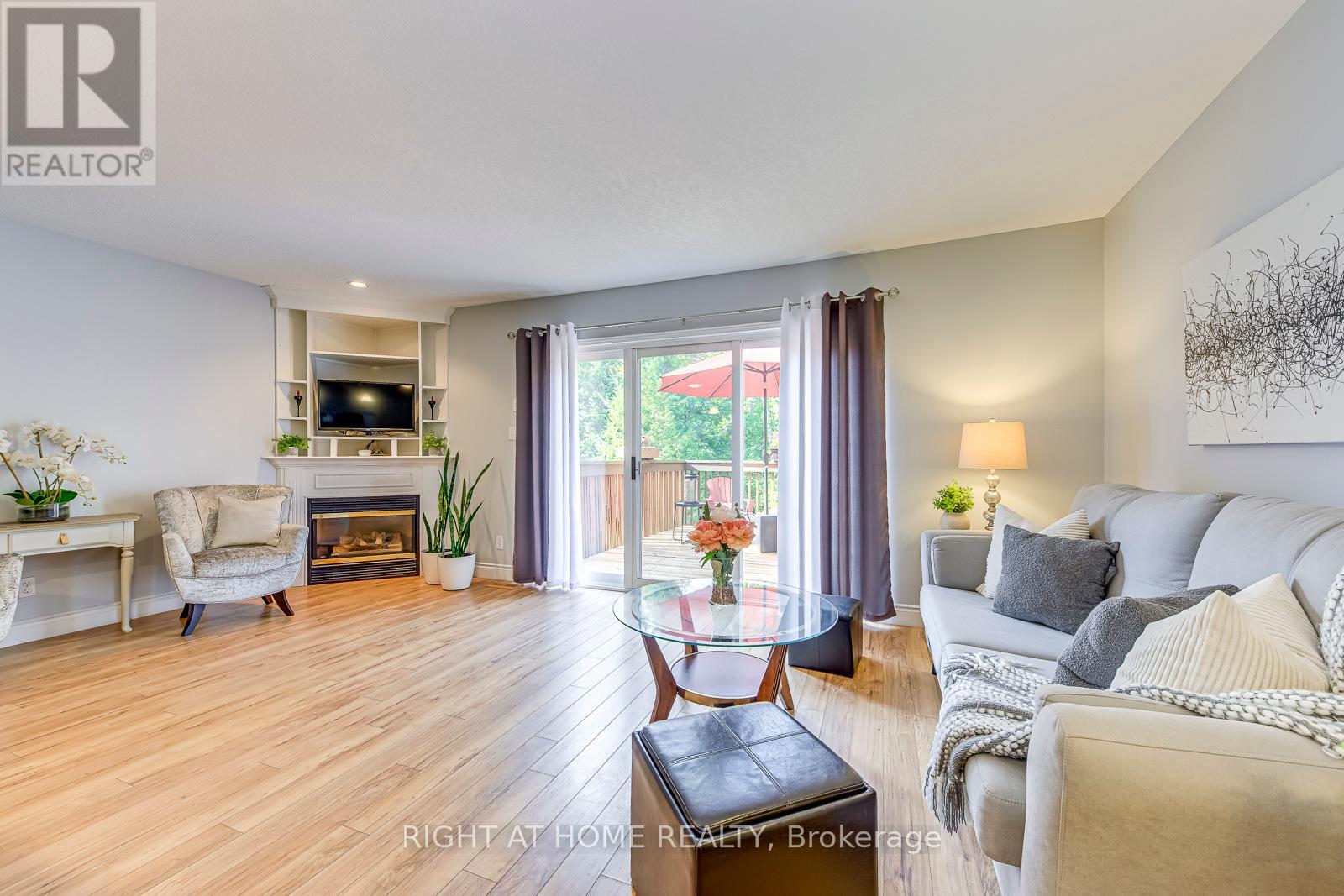 457 Laurel Gate Drive, Waterloo, Ontario  N2T 2S1 - Photo 12 - X12414550