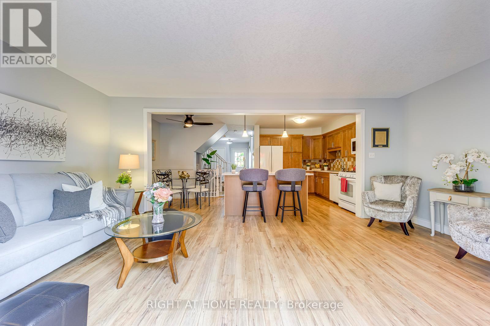 457 Laurel Gate Drive, Waterloo, Ontario  N2T 2S1 - Photo 19 - X12414550