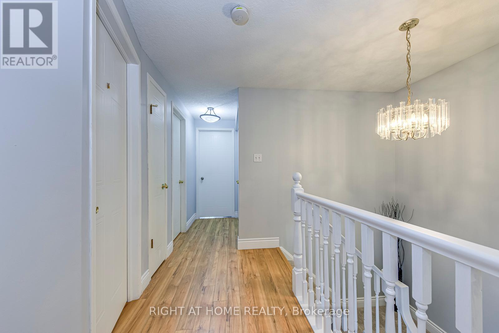 457 Laurel Gate Drive, Waterloo, Ontario  N2T 2S1 - Photo 23 - X12414550