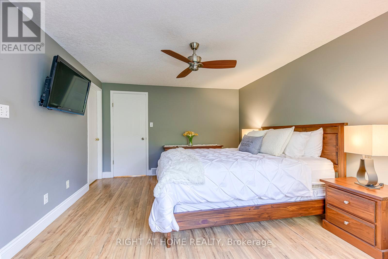 457 Laurel Gate Drive, Waterloo, Ontario  N2T 2S1 - Photo 26 - X12414550
