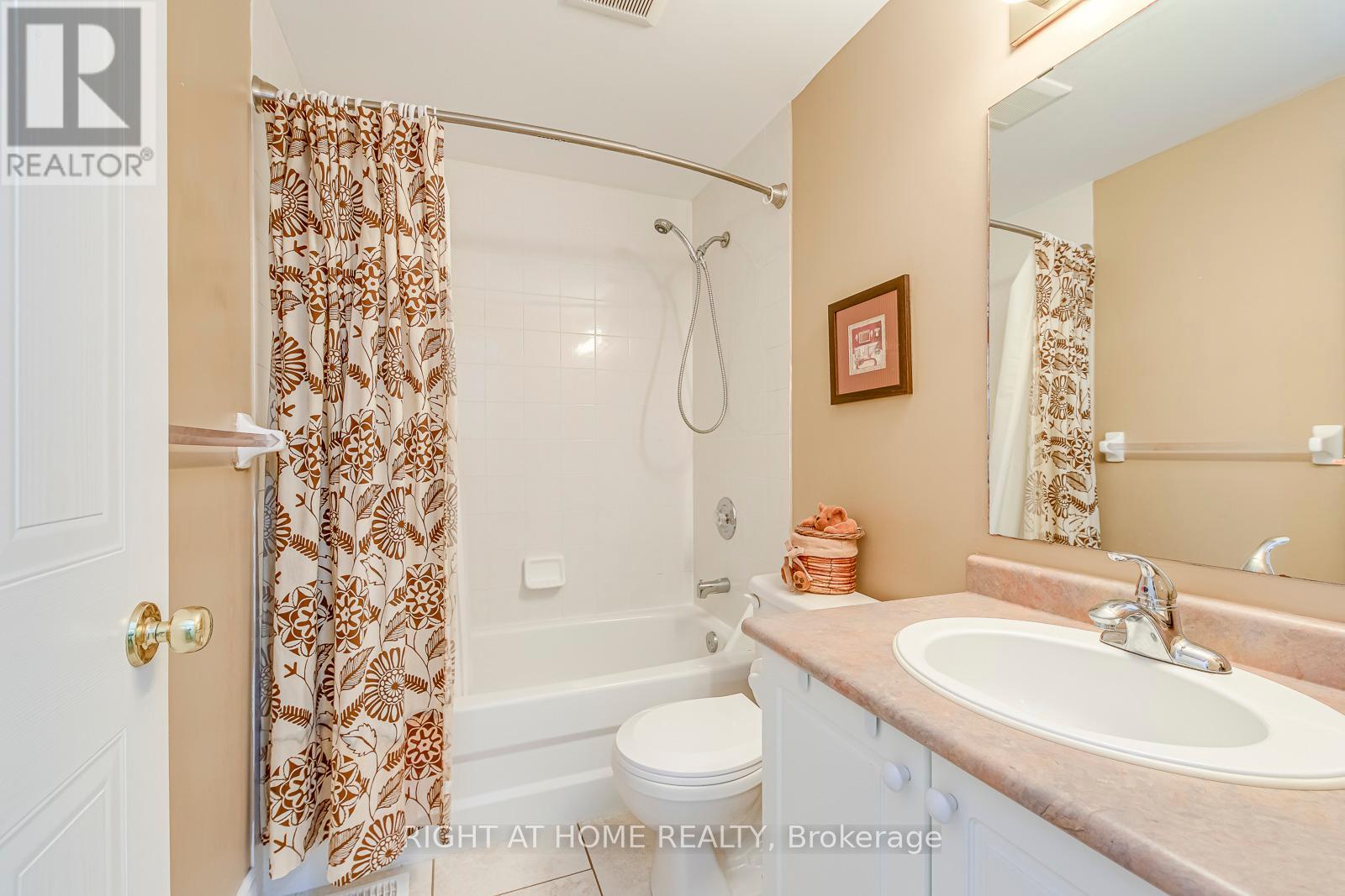 457 Laurel Gate Drive, Waterloo, Ontario  N2T 2S1 - Photo 34 - X12414550