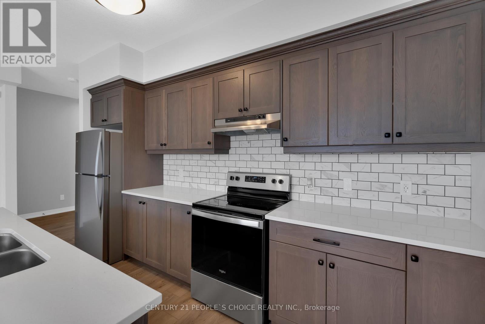 76 - 261 Woodbine Avenue, Kitchener, Ontario  N2R 0S7 - Photo 10 - X12414562