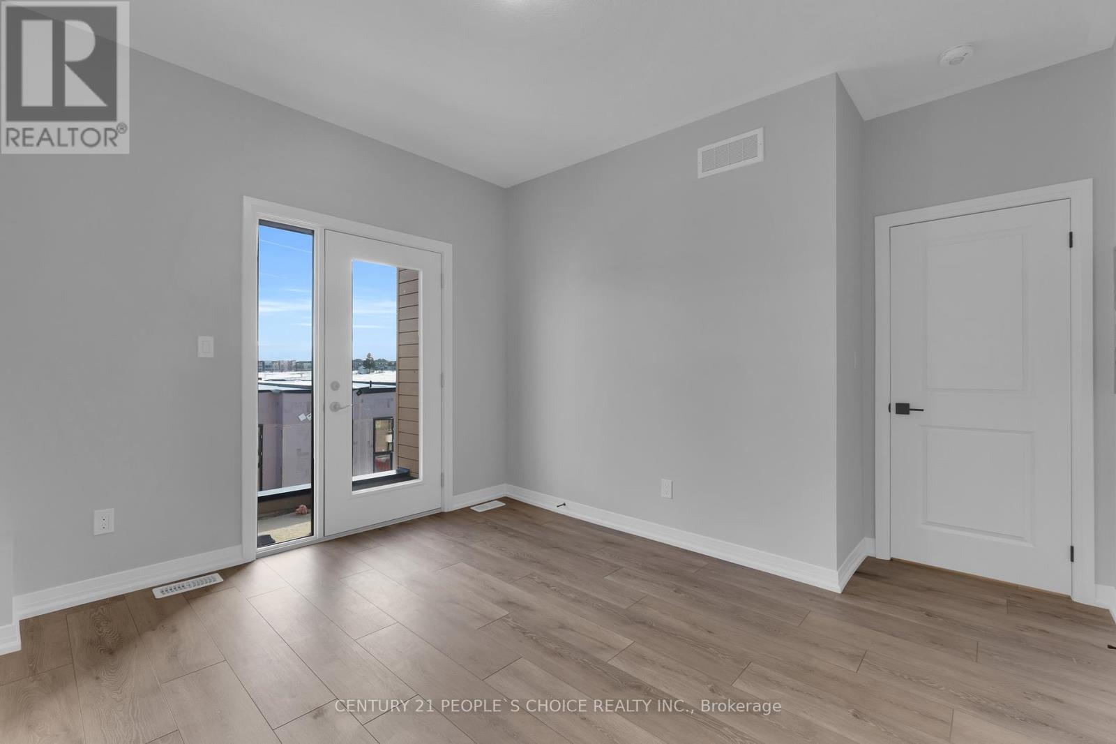 76 - 261 Woodbine Avenue, Kitchener, Ontario  N2R 0S7 - Photo 14 - X12414562