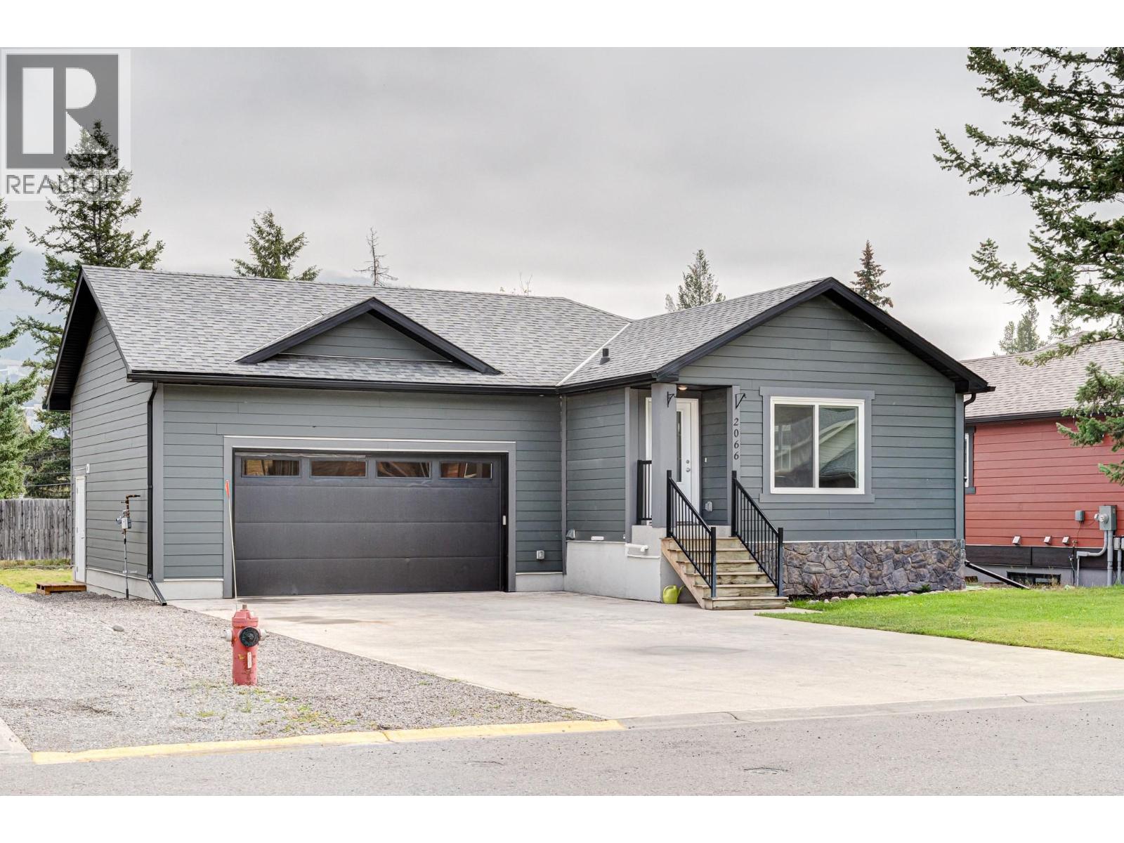 2066 GOLDEN EAGLE Drive, sparwood, British Columbia