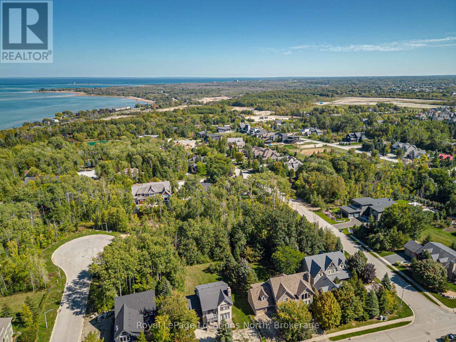 101 Salzburg Place, Blue Mountains, Ontario  L9Y 0S2 - Photo 13 - X12414816
