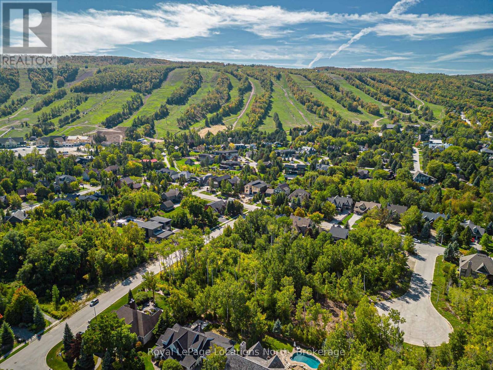 101 Salzburg Place, Blue Mountains, Ontario  L9Y 0S2 - Photo 25 - X12414816