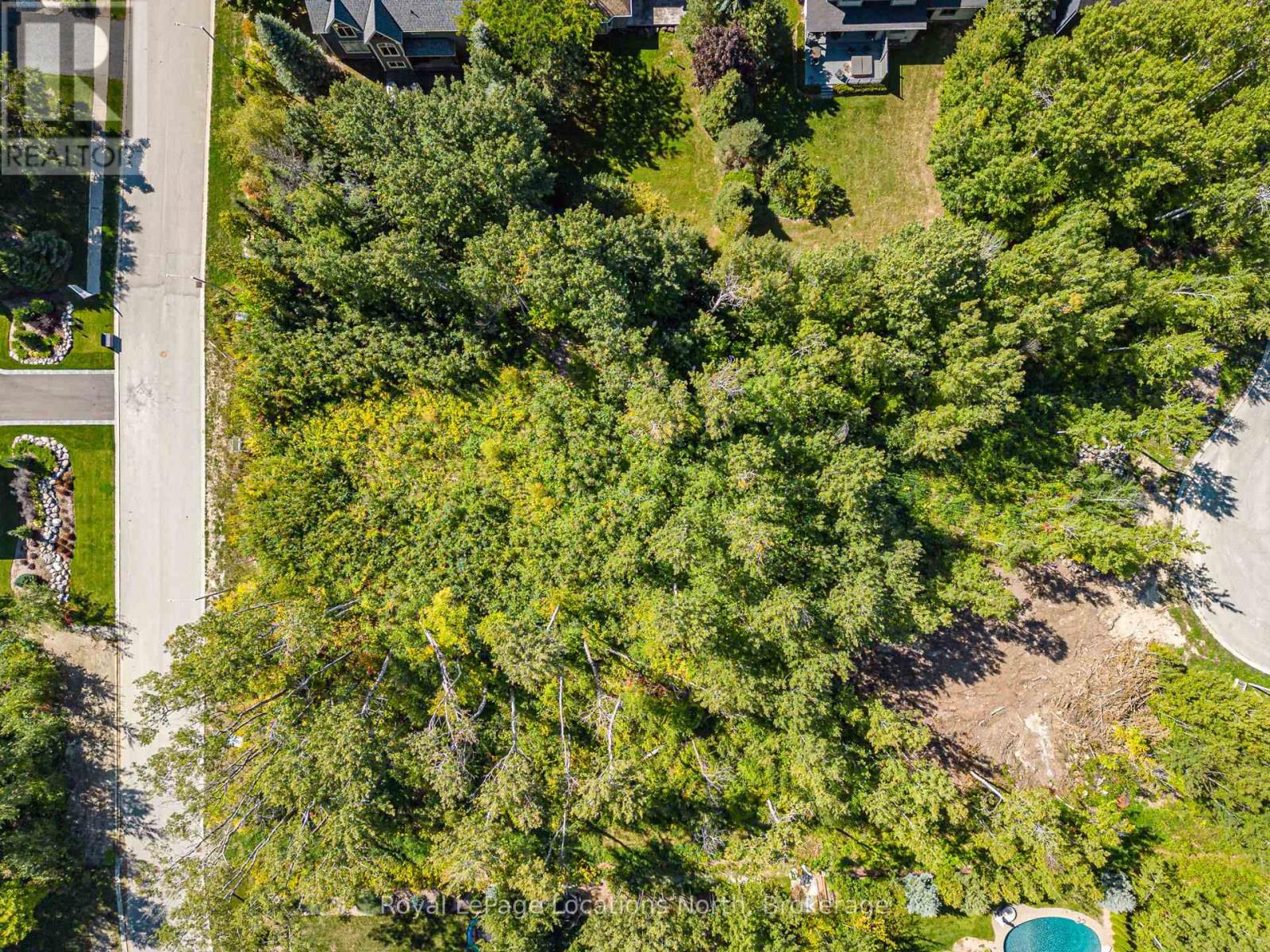 101 Salzburg Place, Blue Mountains, Ontario  L9Y 0S2 - Photo 33 - X12414816