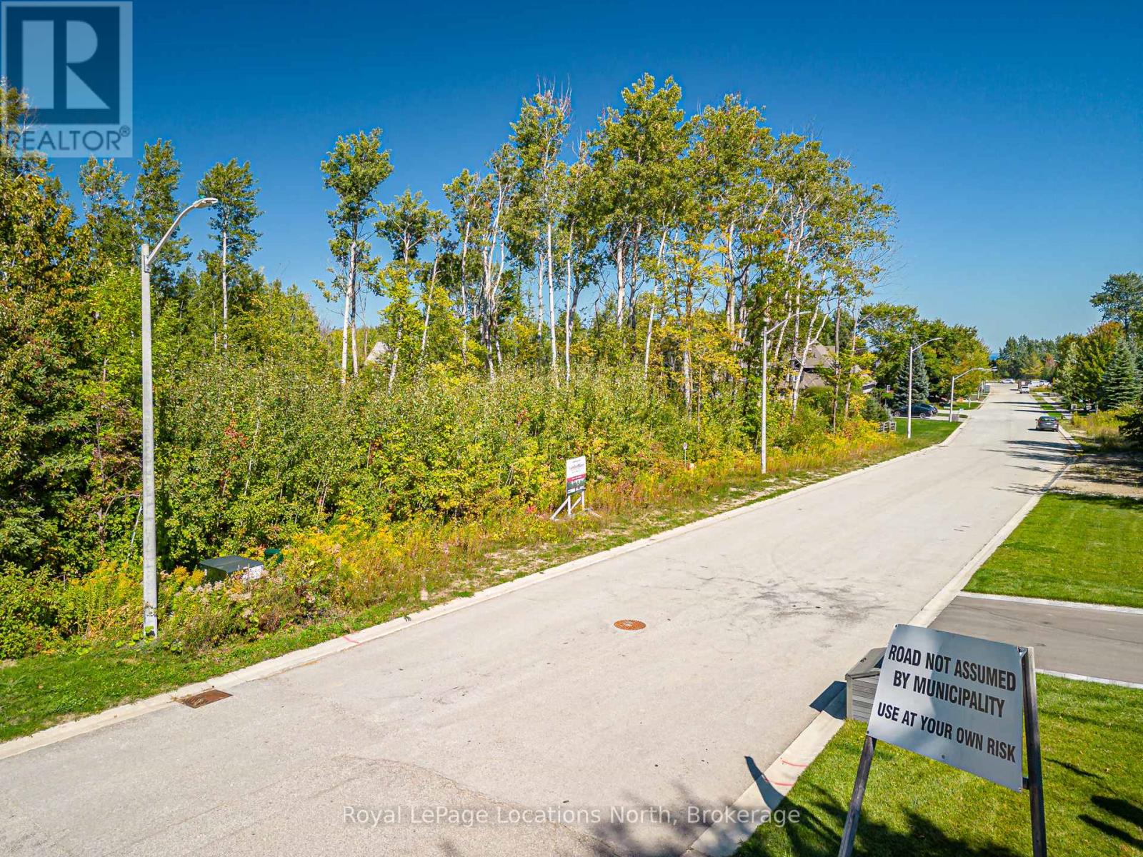 101 Salzburg Place, Blue Mountains, Ontario  L9Y 0S2 - Photo 38 - X12414816