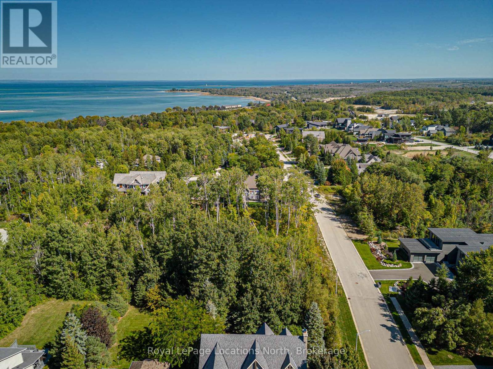 101 Salzburg Place, Blue Mountains, Ontario  L9Y 0S2 - Photo 9 - X12414816