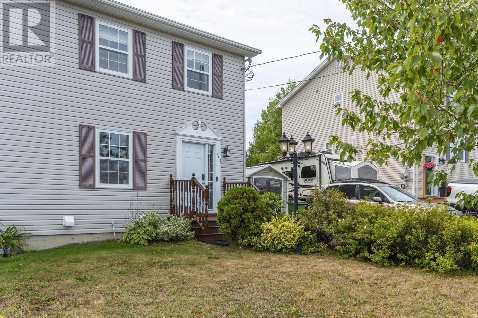 Property at 147 Governors Lake Drive image 4