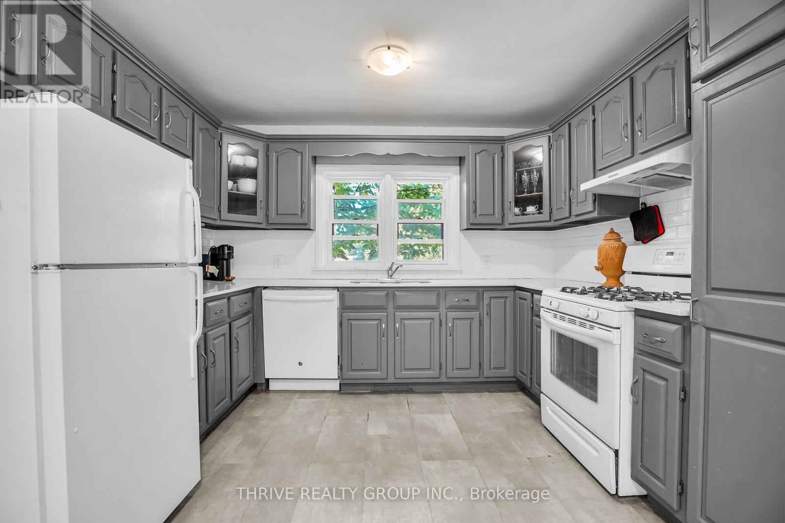 425 Riverside Drive, London North (North N), Ontario  N6H 2R8 - Photo 12 - X12414733