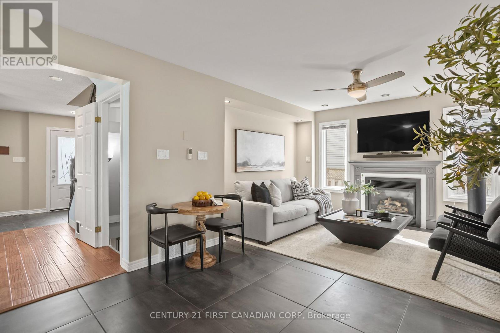 240 Ellerslie Road, London South, Ontario  N6M 1B6 - Photo 13 - X12414794