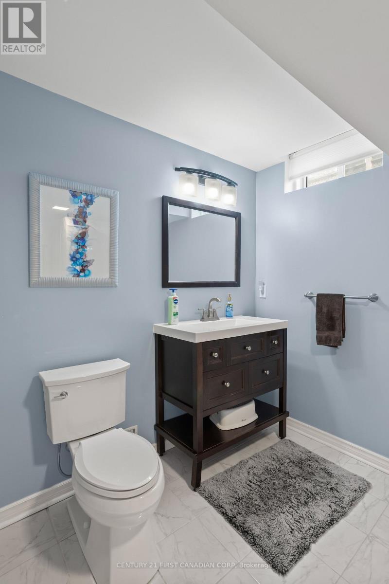 240 Ellerslie Road, London South, Ontario  N6M 1B6 - Photo 34 - X12414794