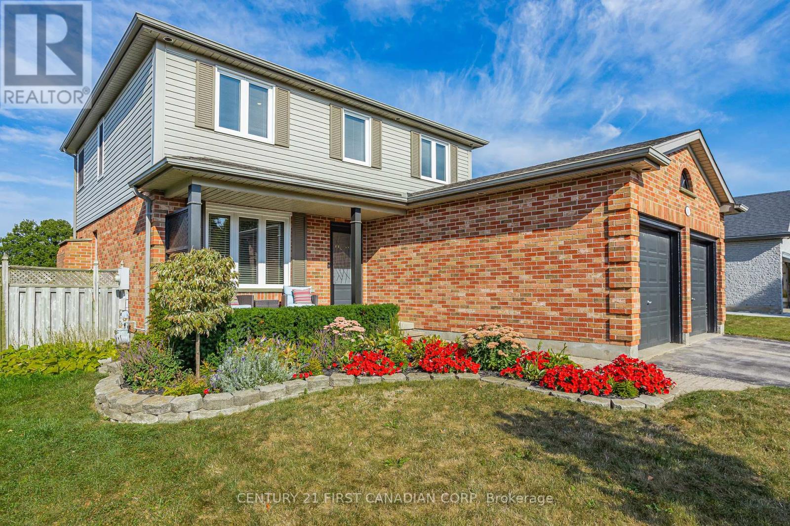 240 Ellerslie Road, London South, Ontario  N6M 1B6 - Photo 4 - X12414794