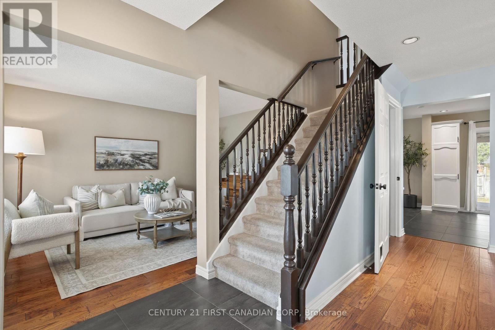 240 Ellerslie Road, London South, Ontario  N6M 1B6 - Photo 8 - X12414794