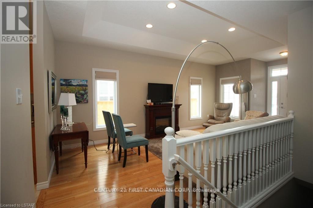 1821 Dalmagarry Road, London North, Ontario  N6G 0A6 - Photo 13 - X12414897