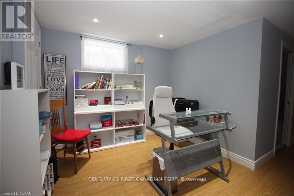 1821 Dalmagarry Road, London North, Ontario  N6G 0A6 - Photo 22 - X12414897