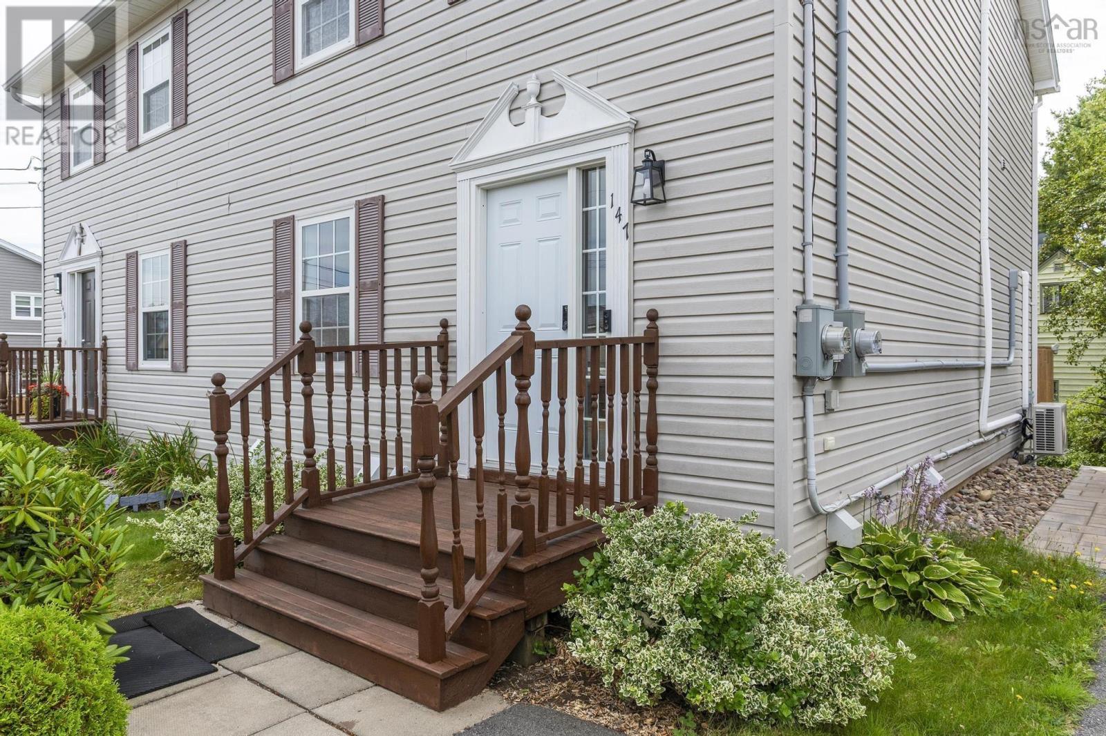 Property at 147 Governors Lake Drive image 5
