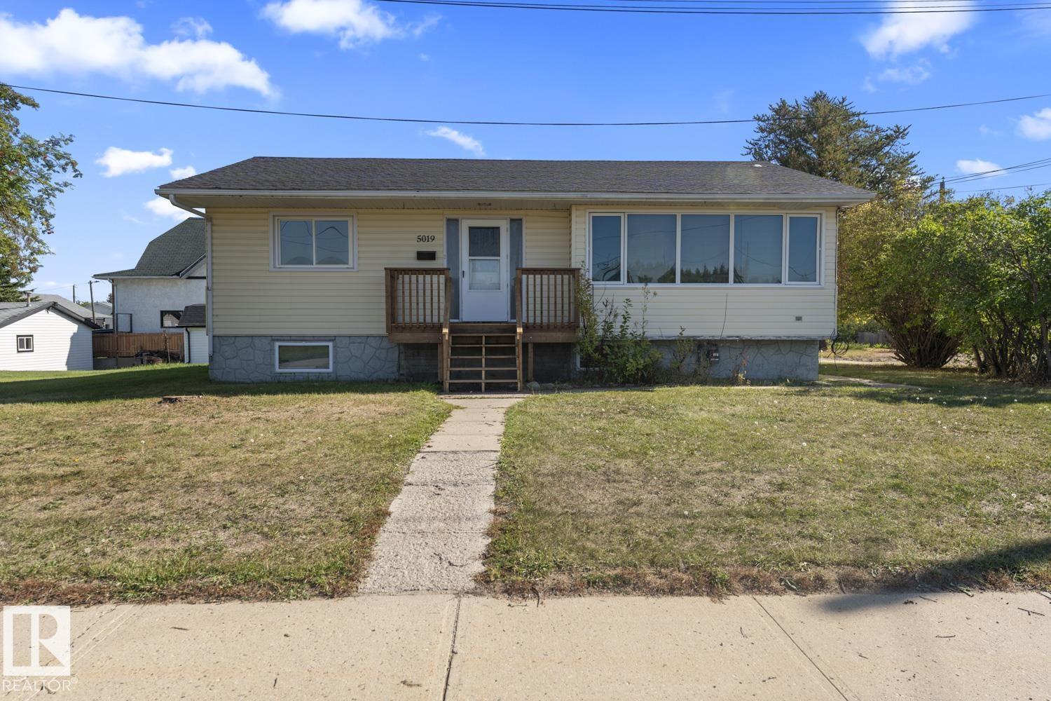 5019 62 ST, Cold Lake, Alberta