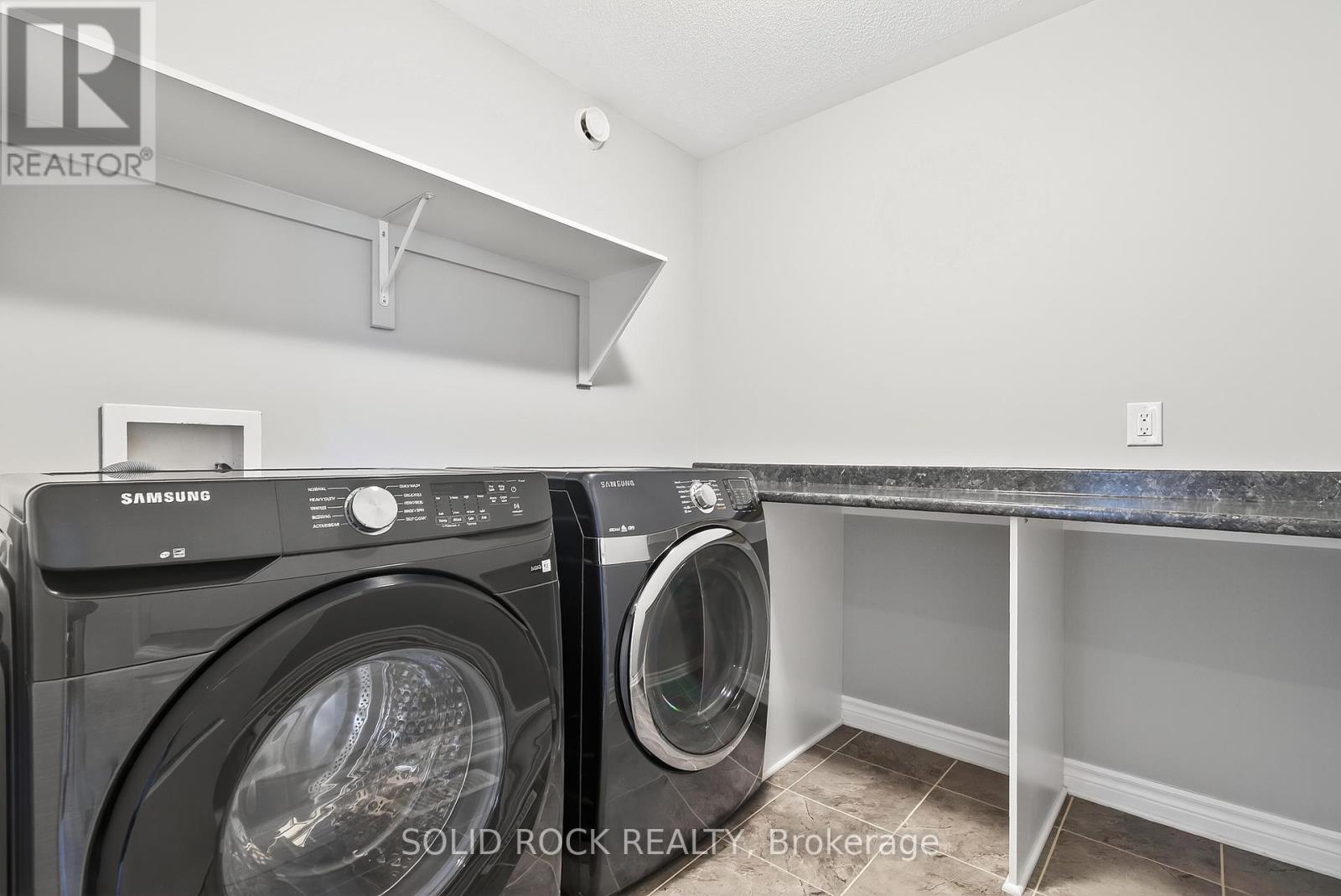 520 Elm Park Avenue, Ottawa, Ontario  K2J 5X9 - Photo 32 - X12414754