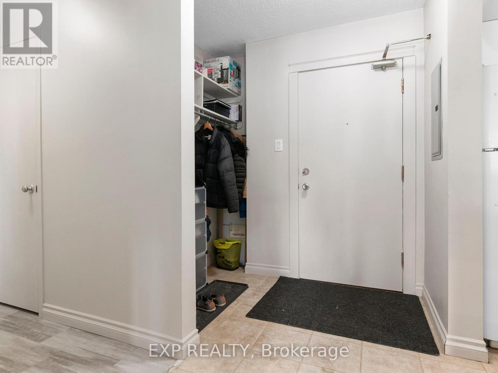 109 - 345 Centrum Boulevard, Ottawa, Ontario  K1E 3W9 - Photo 2 - X12414766