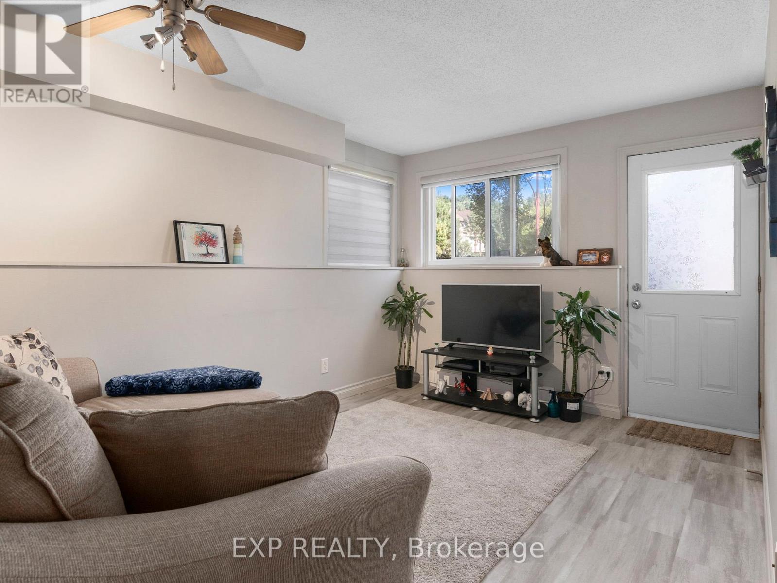 109 - 345 Centrum Boulevard, Ottawa, Ontario  K1E 3W9 - Photo 3 - X12414766