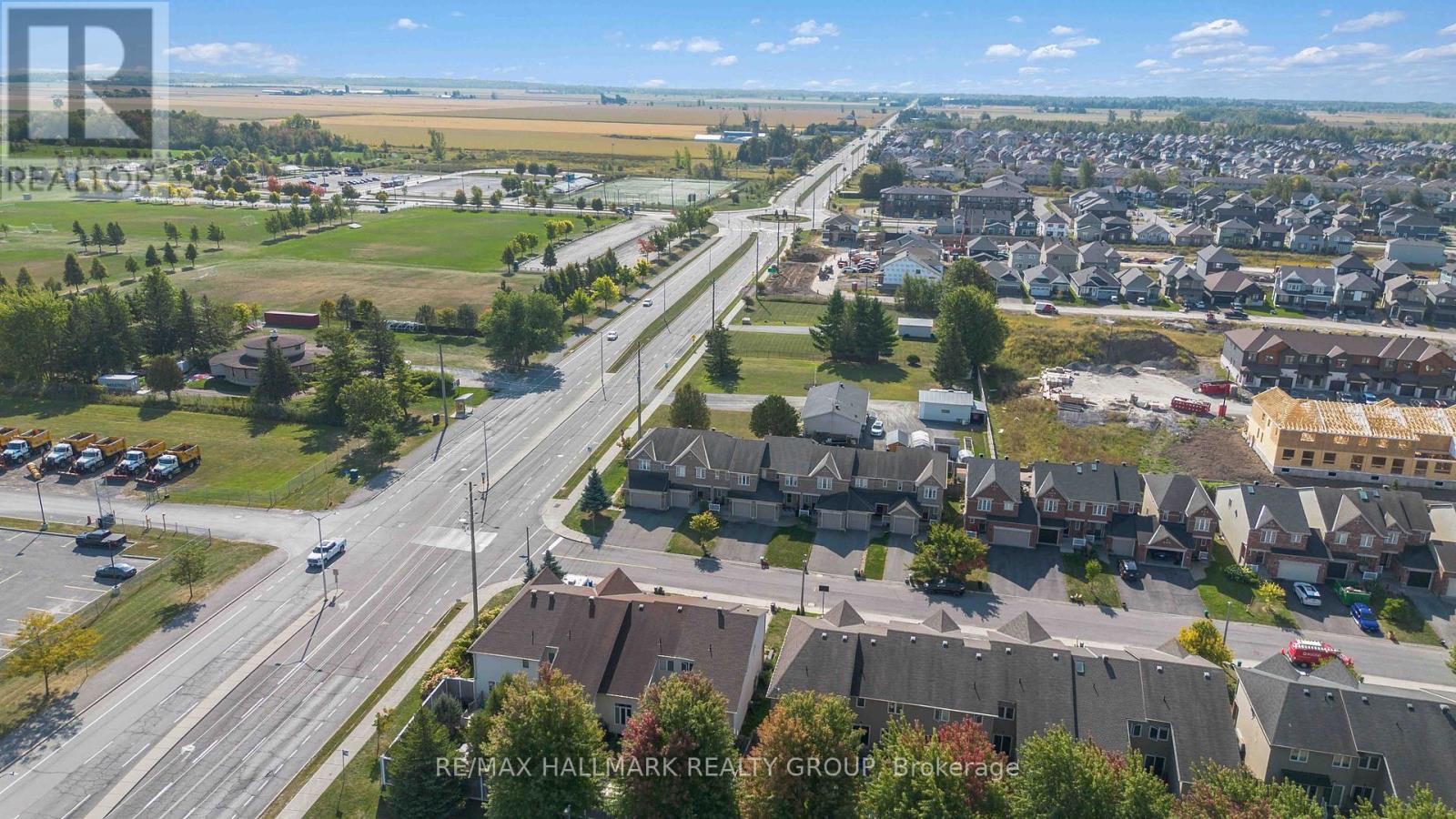 504 Salzburg Drive, Ottawa, Ontario  K4A 0C6 - Photo 37 - X12414784