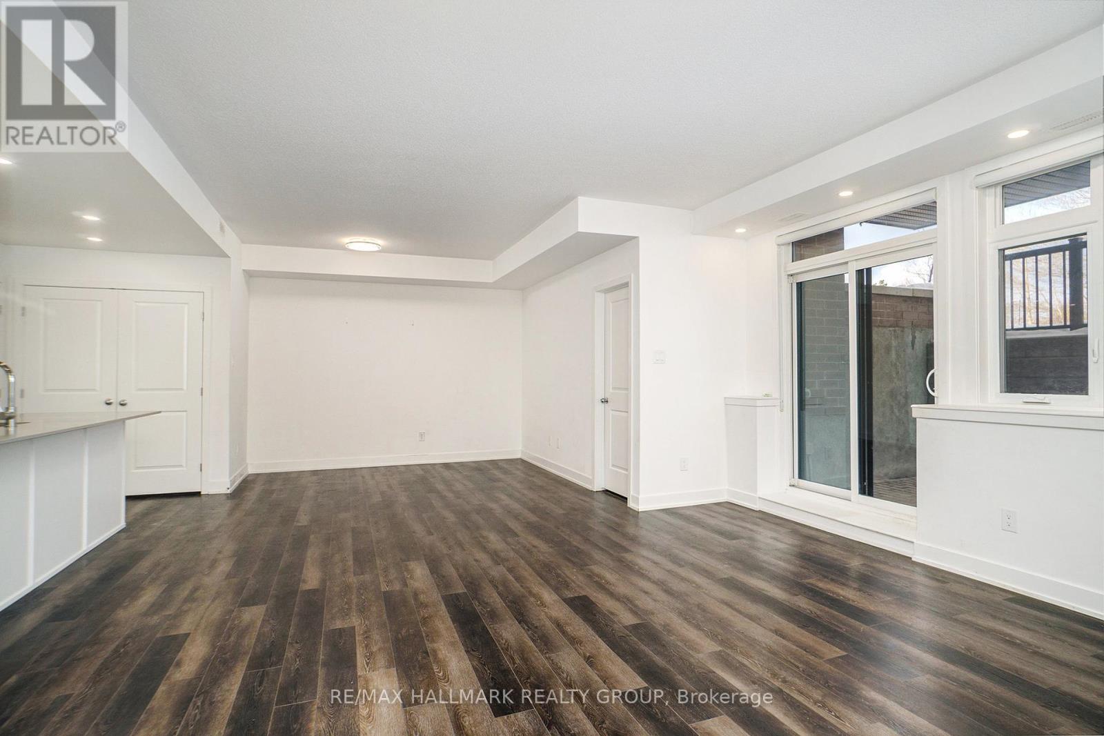 F - 380 Rolling Meadows Crescent, Ottawa, Ontario  K1W 0A7 - Photo 3 - X12414800
