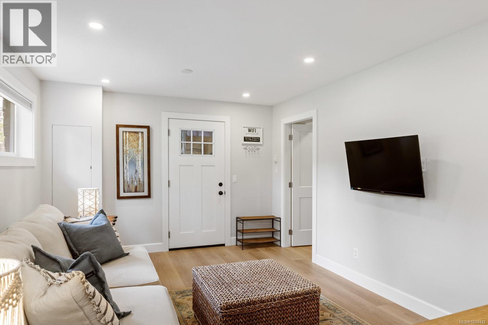 6259 Marie Meadows Rd, Central Saanich, British Columbia  V8Z 5Z9 - Photo 24 - 1014442