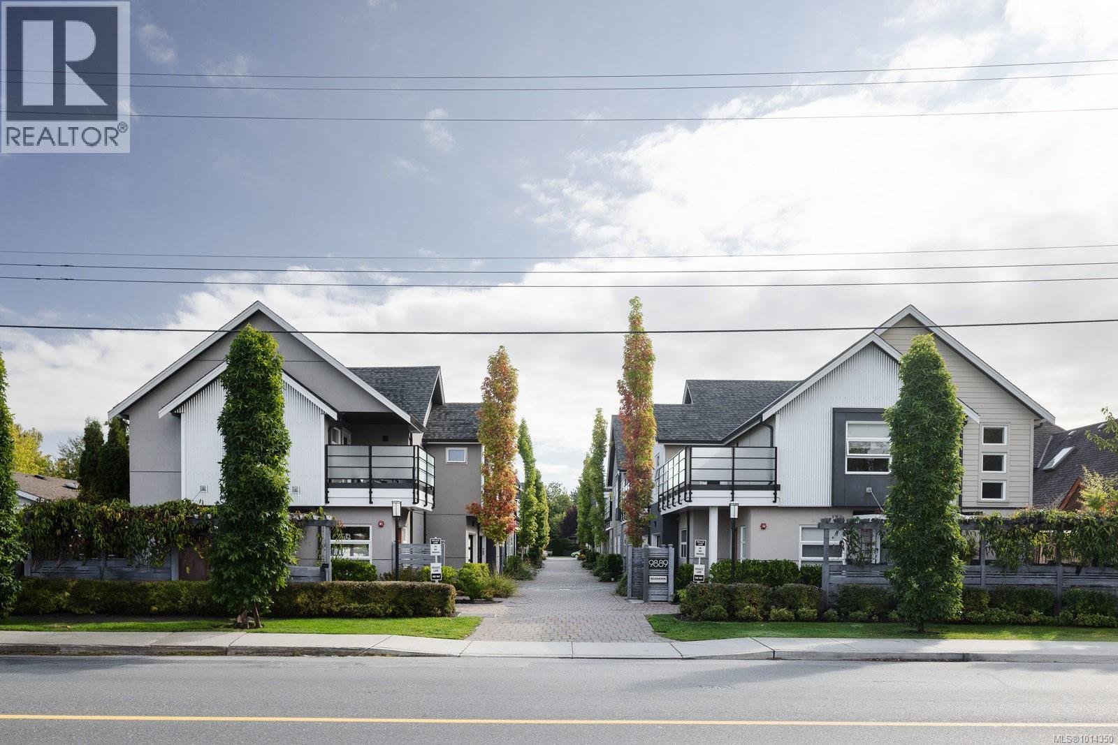 11 9889 Seventh St, Sidney, British Columbia